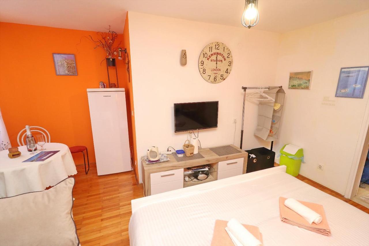 Guest House Jungher Korčula Eksteriør bilde