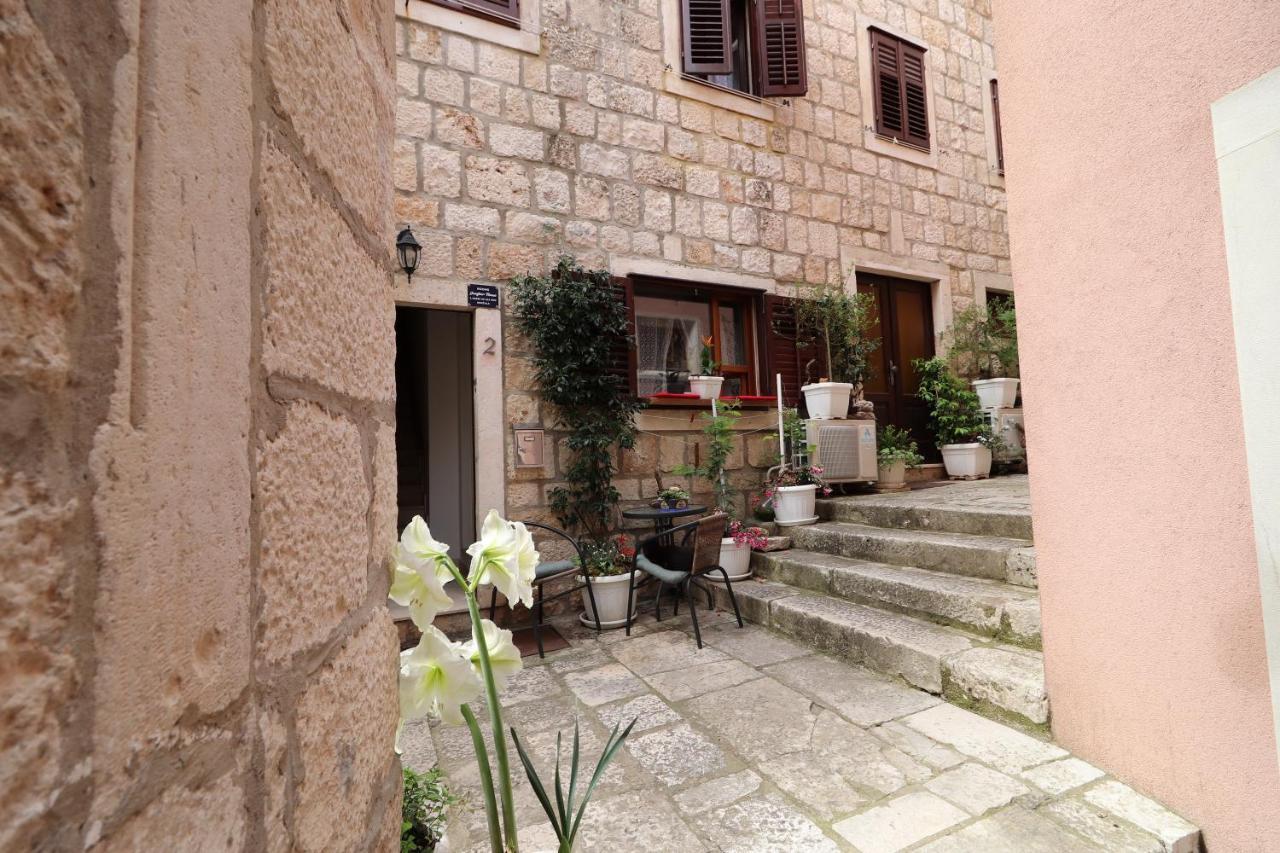 Guest House Jungher Korčula Eksteriør bilde