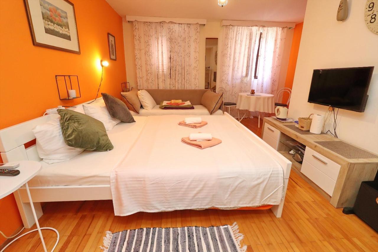 Guest House Jungher Korčula Eksteriør bilde